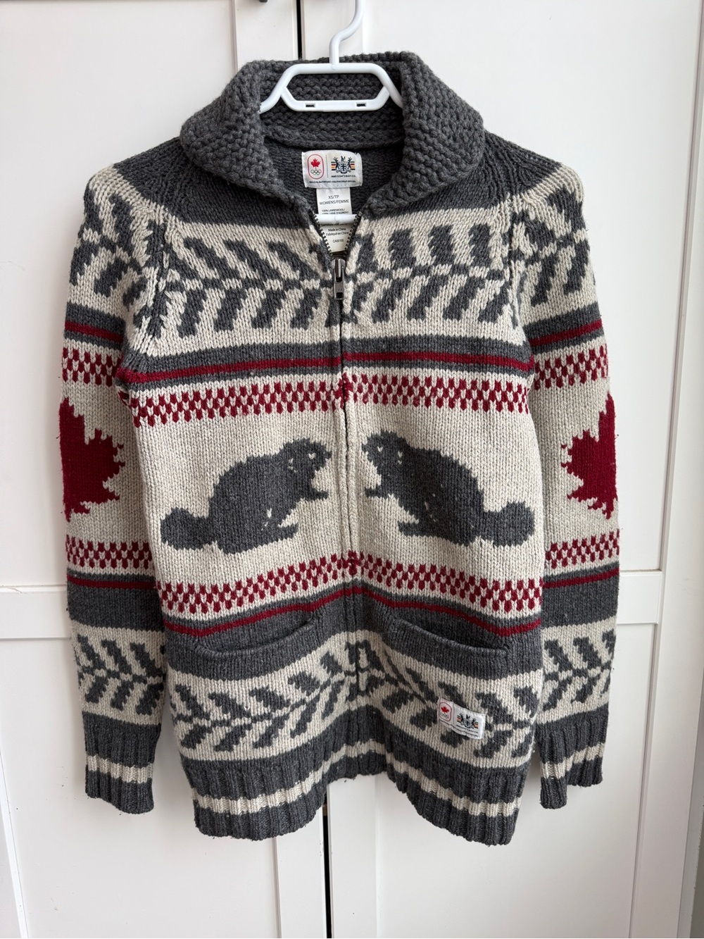 Hudson’s Bay Canada Olympic Lambswool Sweater Women’s XS Cozy Cabincore